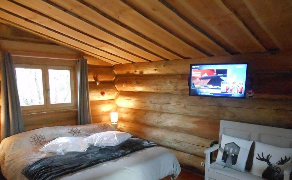 chambre à l'intérieur d'une maison